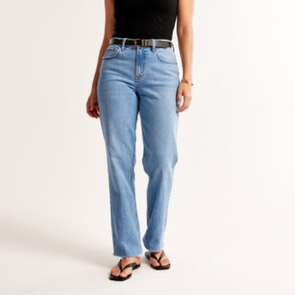 Abercrombie & Fitch; The ‘90s Straight’; Size 28/6 Xtra Short - Picture 1 of 4